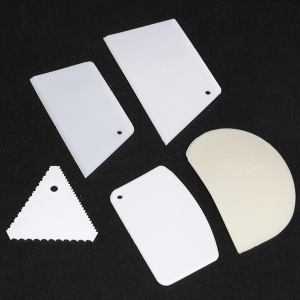 홈베이킹 PVC 제빵용 스크래퍼(헤라) 모음(삼각톱날/반달大小/사다리꼴大小)스크레퍼